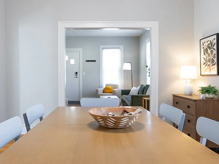 716 Coit Ave NE — Photo 20