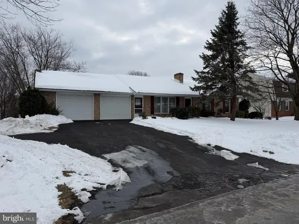 44 Kingston Dr #L-0014, Palmyra, PA 17078