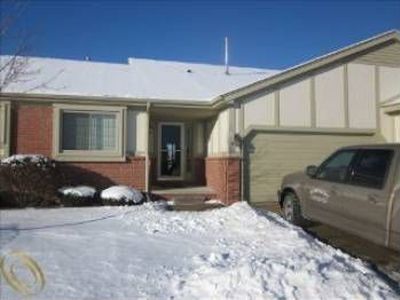 42391 Creekside Dr, Clinton Township, MI, 48038
