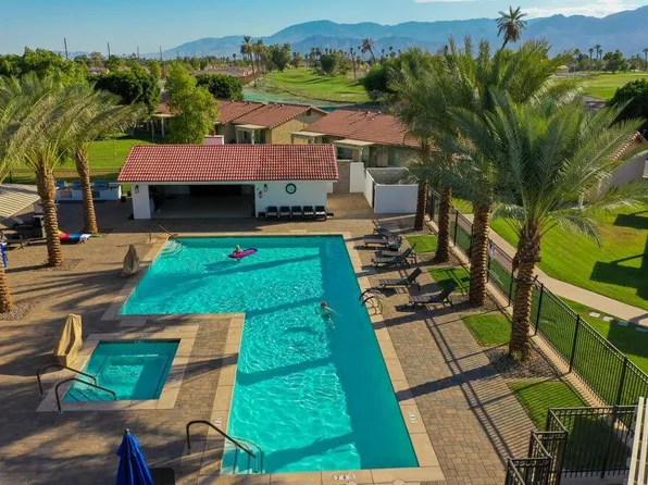 48314 Stewart Dr #J2, Indio, CA 92201