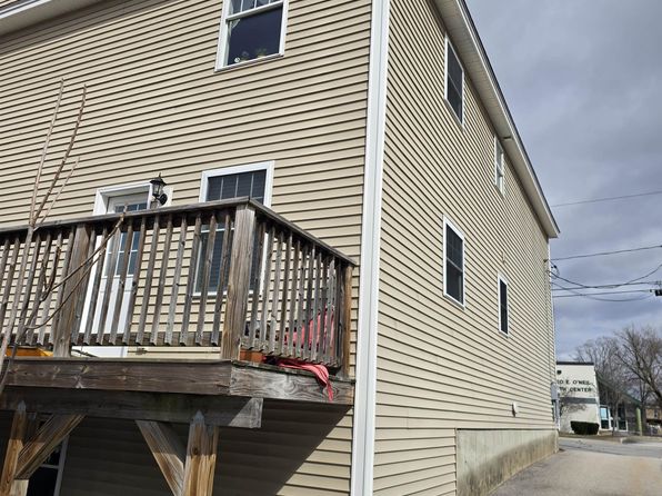 manchester-new-hampshire-189837765 picture