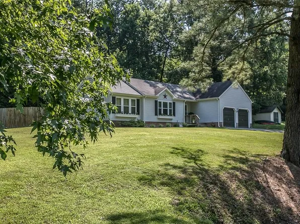 5455 Crany Creek Dr, Gloucester, VA 23061