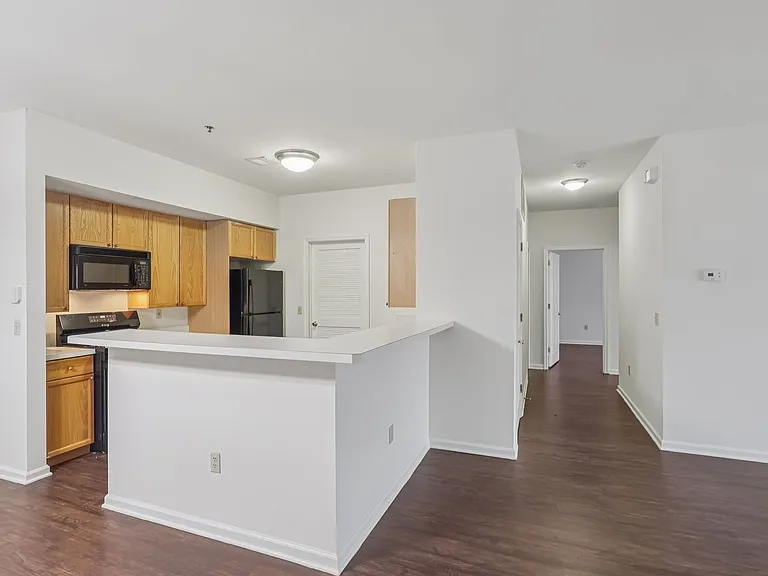 Autumn Park Apartments — Photo 42