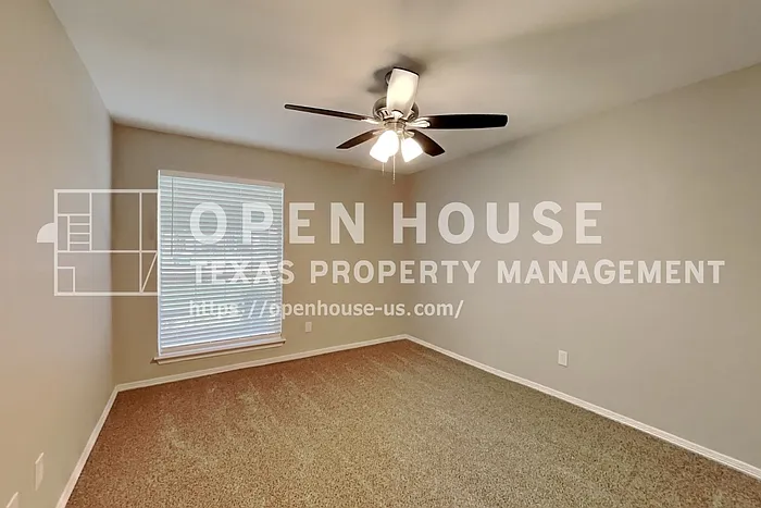 821 Willow Ct — Photo 14