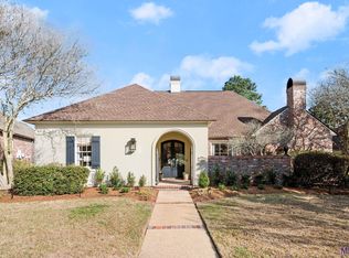 17837 Pecan Shadows Dr, Baton Rouge, LA 70810