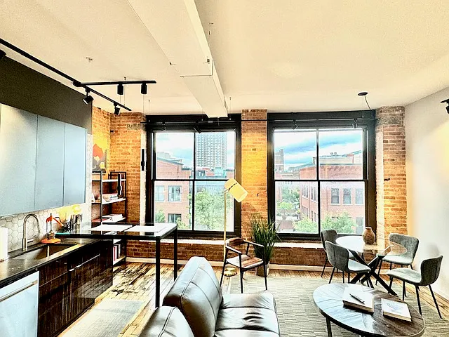 Bentley Lofts — Photo 28