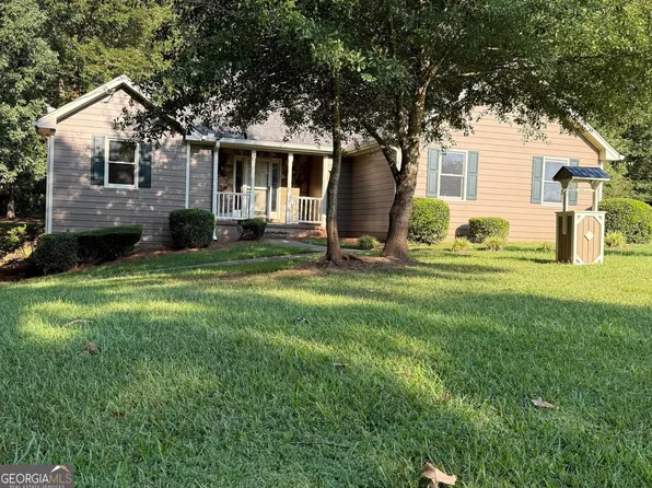 330 Fox Meadow Dr, Covington, GA 30016