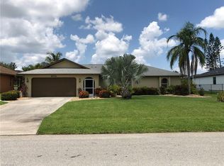 606 SW 4th Ct, Cape Coral, FL 33991