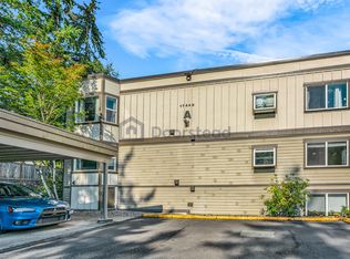 17440 NE 38th St APT A302, Redmond, WA 98052