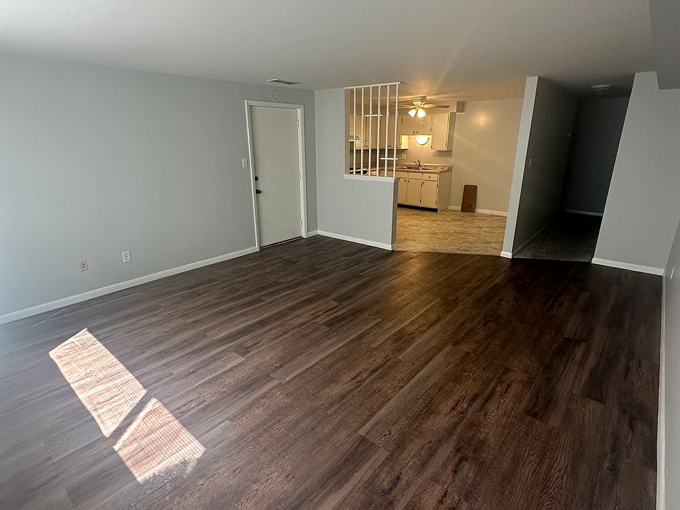 1st image of 9613 Farmer Dr #9