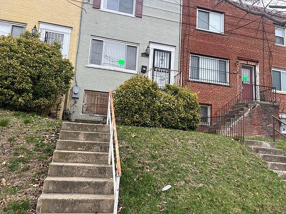 3rd image of 2307 16th St SE