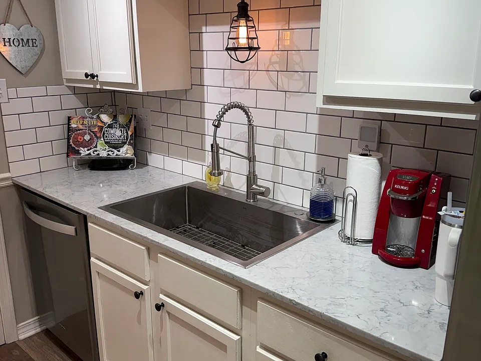 5208 Berryville Ct