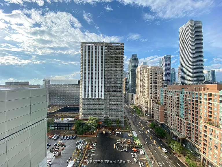 832 Bay St #1603 — Photo 21