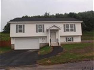 17 Kelly Ave, Fultonville, NY 12072