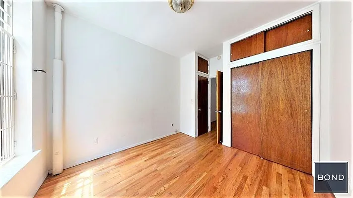 Rented by Bond New York | media 6