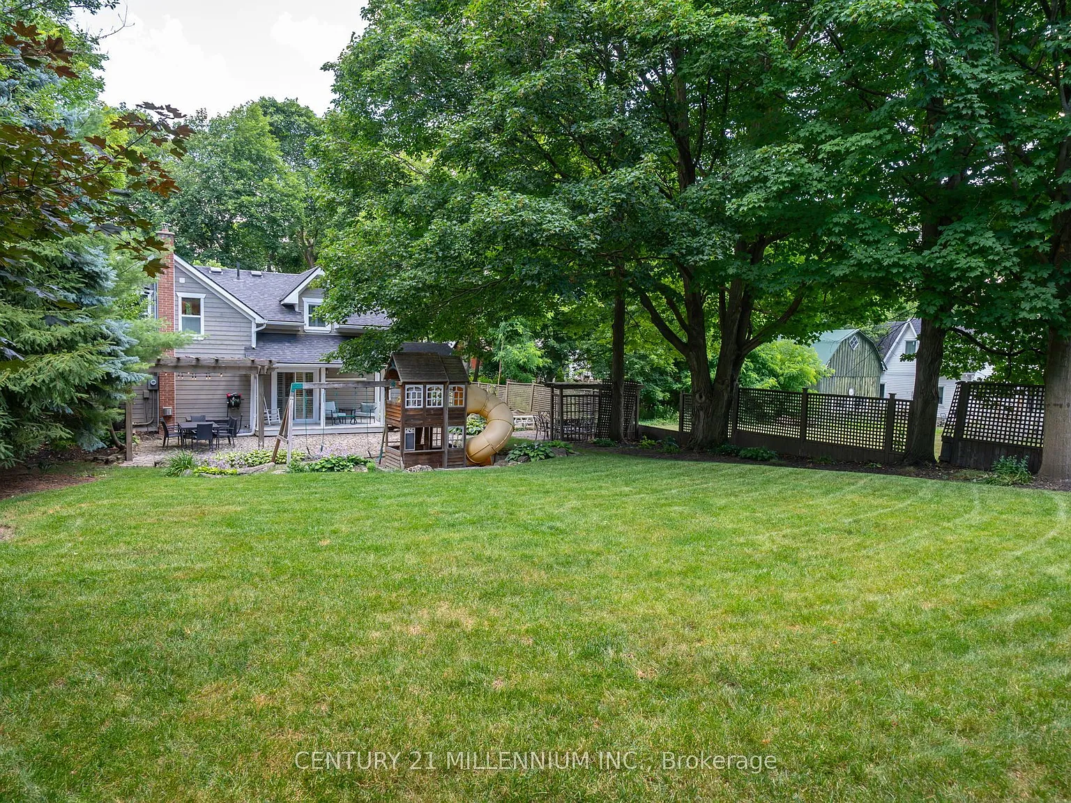 3 bed, $3,900 — Photo 3