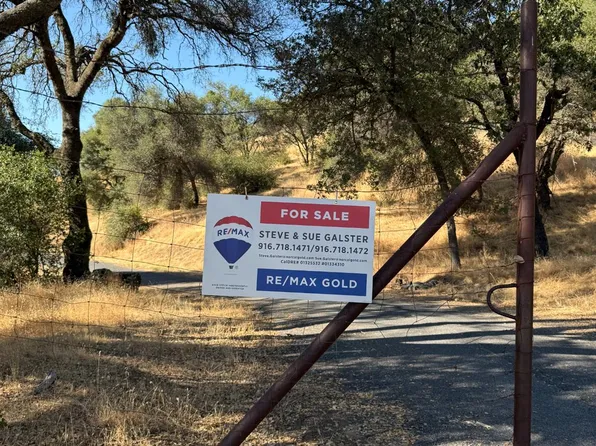 3404 Safari Trl, Pilot Hill, CA 95664