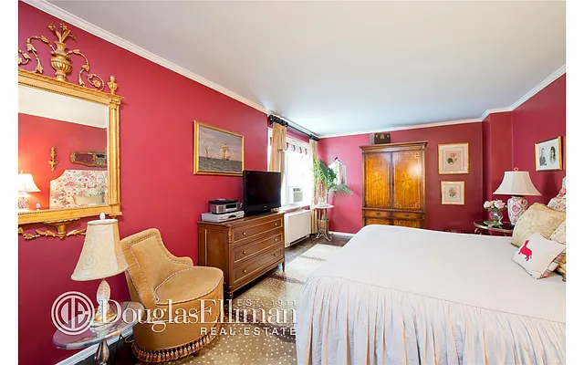 Sold by Douglas Elliman | media 5