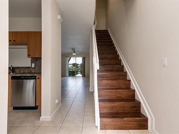 4th image of 2760 SW 82nd Ave