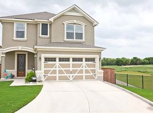 194 Danish Dr, Hutto, TX 78634