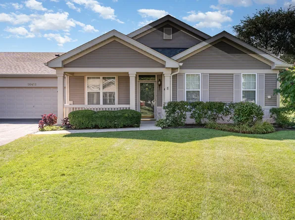 16416 Crescent Lake Ct, Crest Hill, IL 60403