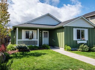 327 E Black Butte Ave, Sisters, OR 97759