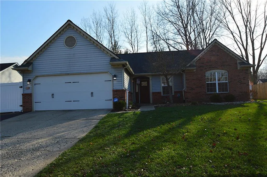 11021 Limbach Cir photo 1