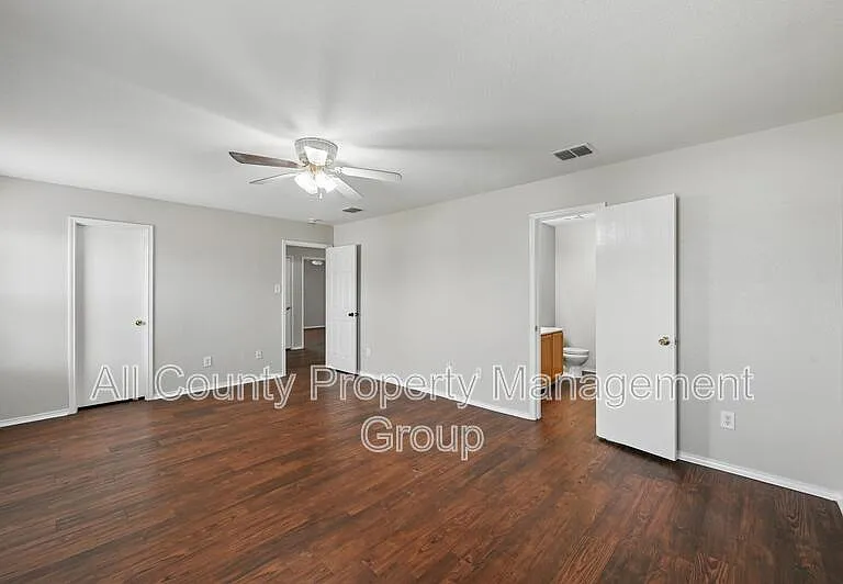 4909 Wildcreek Way — Photo 9
