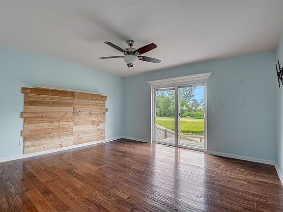 5th image of 214 Saundra Dr