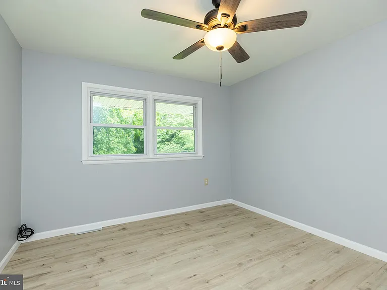 1419 Emory Rd — Photo 14
