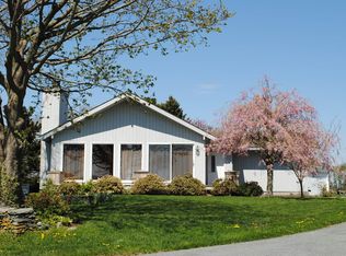 516 3rd Beach Rd, Middletown, RI 02842