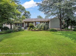 174 Ampere Ave, Oakhurst, NJ 07755