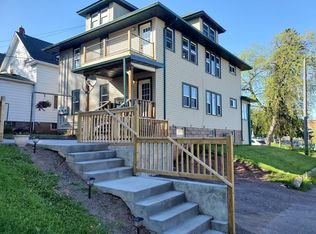 1101 N 7th Ave E, Duluth, MN 55805