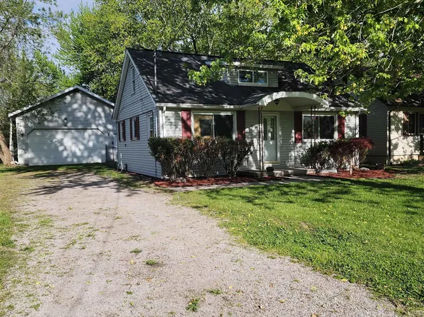 880 Lutzke Rd, Saginaw, MI 48609
