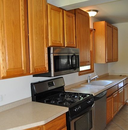 4th image of 110 N Ahrens Ave