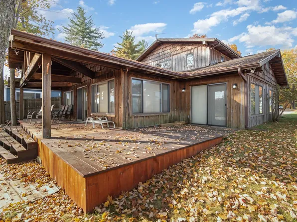 4229 S Oak Dr, Beaverton, MI 48612