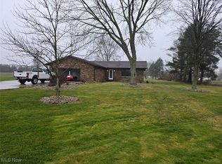 2490 Station Rd, Medina, OH 44256