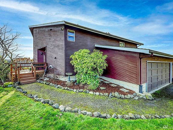 4th image of 38175 Hood Canal Dr NE