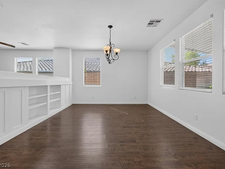 3799 Honey Ridge Ct — Photo 11