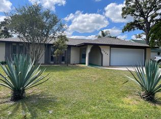 2094 Algeria St NE, Palm Bay, FL 32905