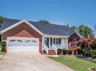 110 Rosemont Ct, Easley, SC 29640