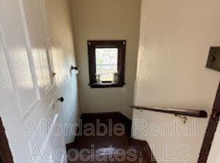 1500 W Greenfield Ave, Milwaukee, WI 53204