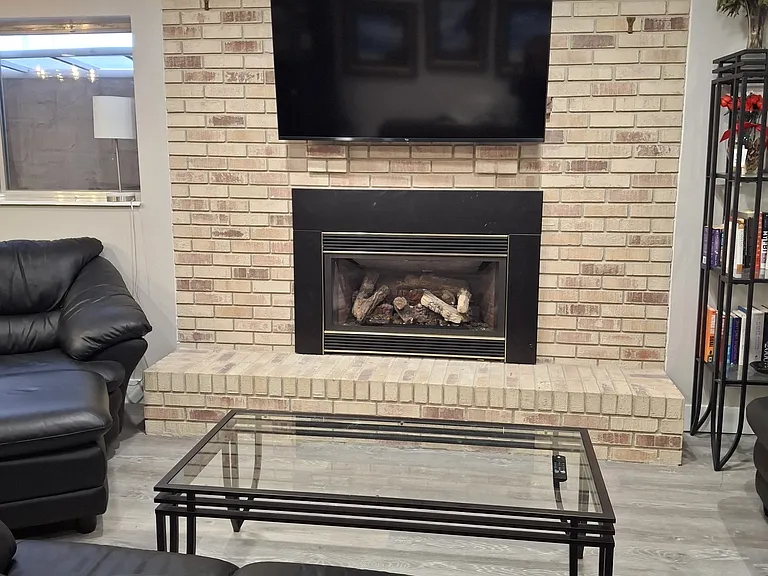 1757 E Sunrise Park Dr — Photo 3