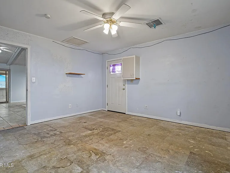 10372 Shenandoah St — Photo 22