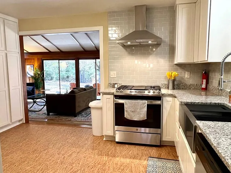 1655 N Broadview Dr — Photo 13