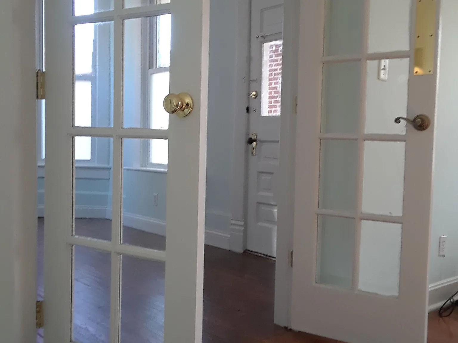 2 bed, 800 sqft, $1,300 — Photo 2