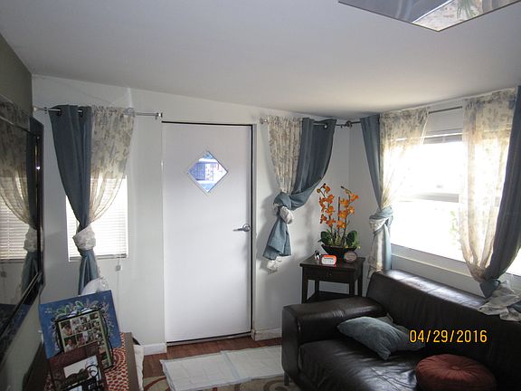 3rd image of 5017 NE 2nd Ave