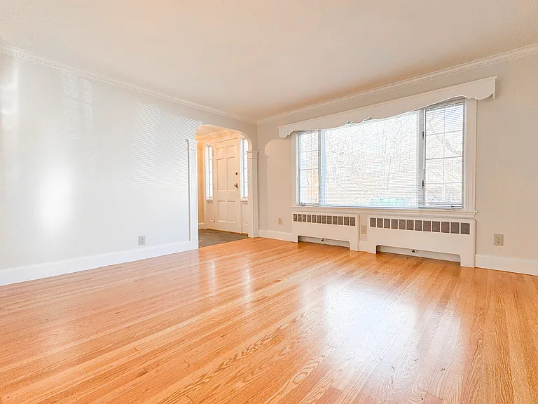 40 Walter St — Photo 12
