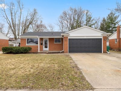 32259 Barton St, Garden City, MI, 48135