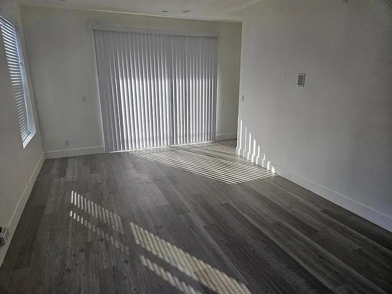 309 S Roosevelt St — Photo 13